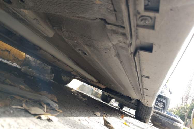 Used Dongfeng Aeolus A60 2012 1.6L Automatic Luxury Version Chassis Front Left