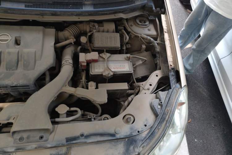 Used Dongfeng Aeolus A60 2012 1.6L Manual Luxury Model Engine Bay Left