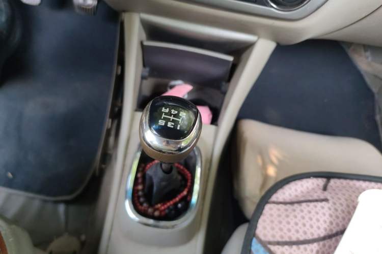 Used Dongfeng Aeolus A60 2012 1.6L Manual Luxury Model Gear Lever