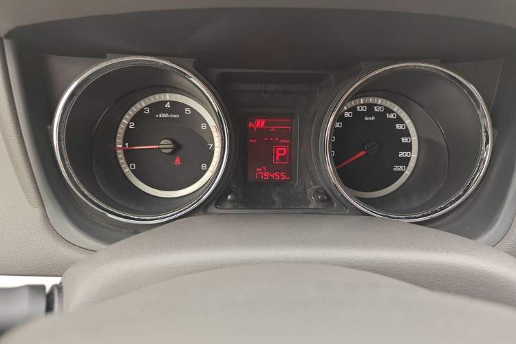 Used Dongfeng Aeolus A60 2012 1.6L Automatic Luxury Version Instrument Cluster