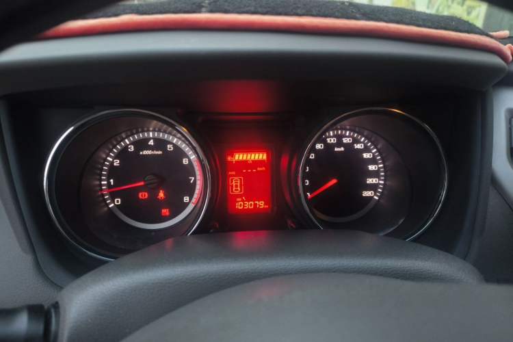 Used Dongfeng Aeolus A60 2012 1.6L Manual Luxury Model Instrument Cluster