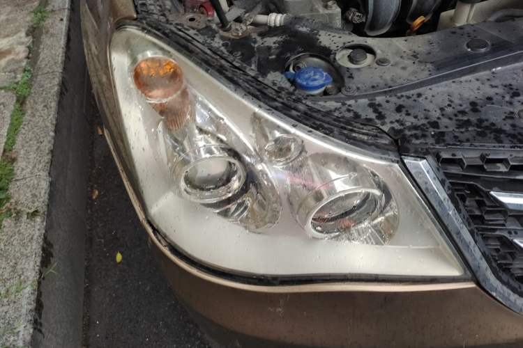 Used Dongfeng Aeolus A60 2012 1.6L Manual Luxury Model Right Front Headlight