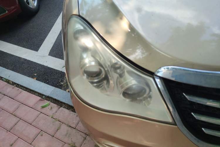 Used Dongfeng Aeolus A60 2012 1.6L Manual Luxury Model Right Front Headlight
