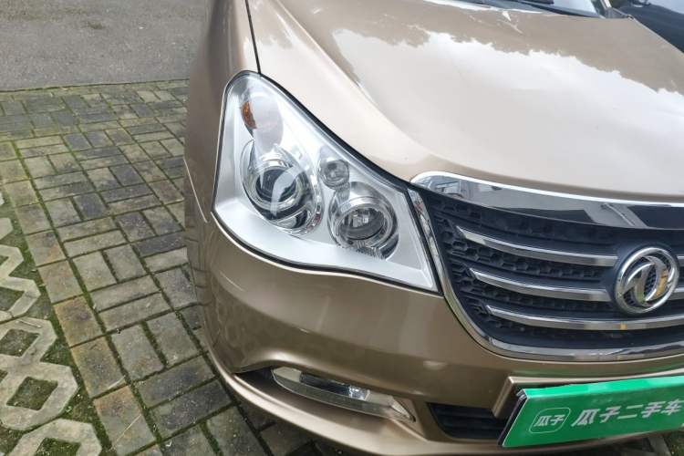 Used Dongfeng Aeolus A60 2012 2.0L CVT Tech Edition Right Front Headlight
