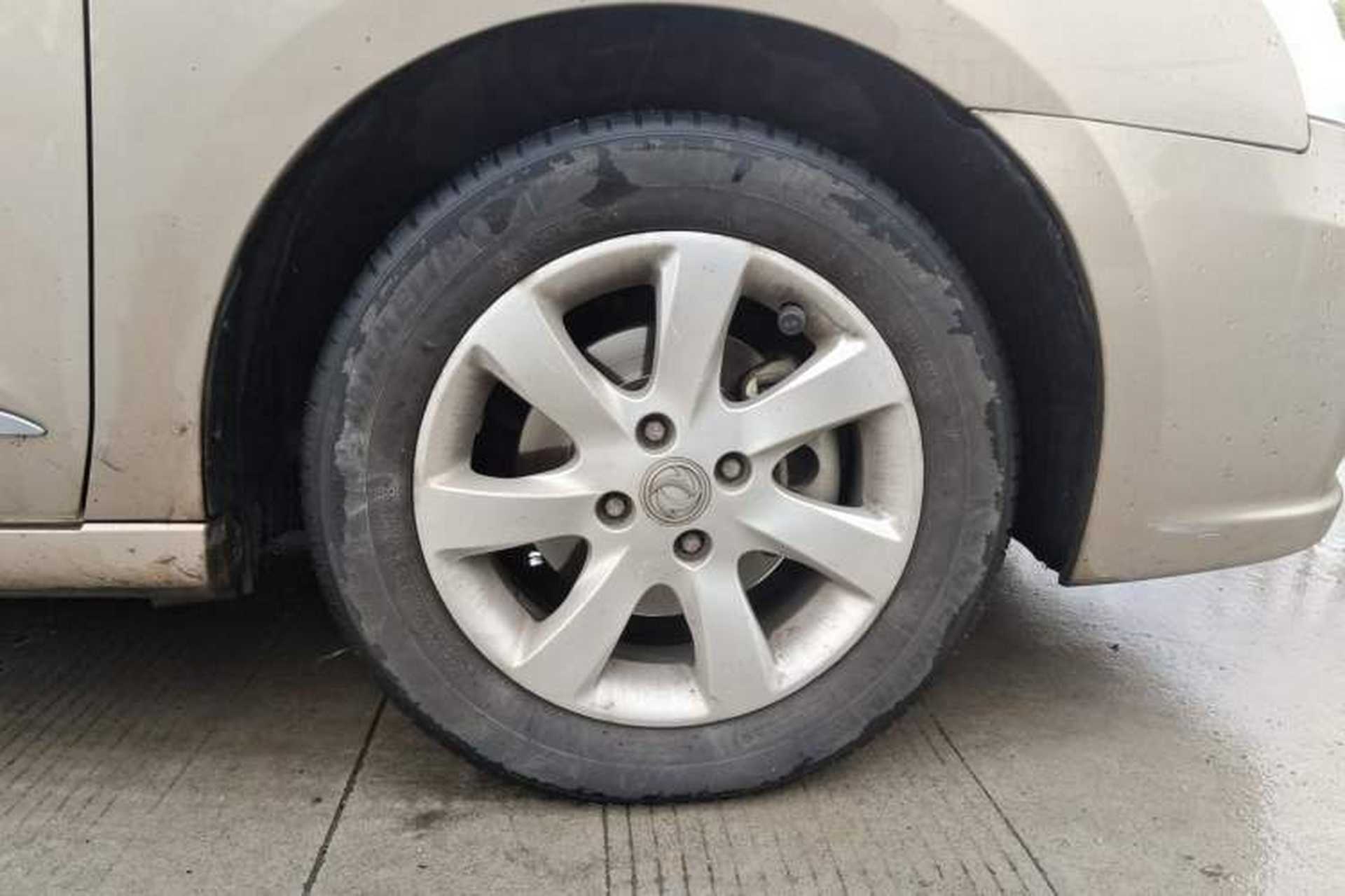 Used Dongfeng Aeolus A60 2012 1.6L Manual Luxury Model Right Front Wheel Hub