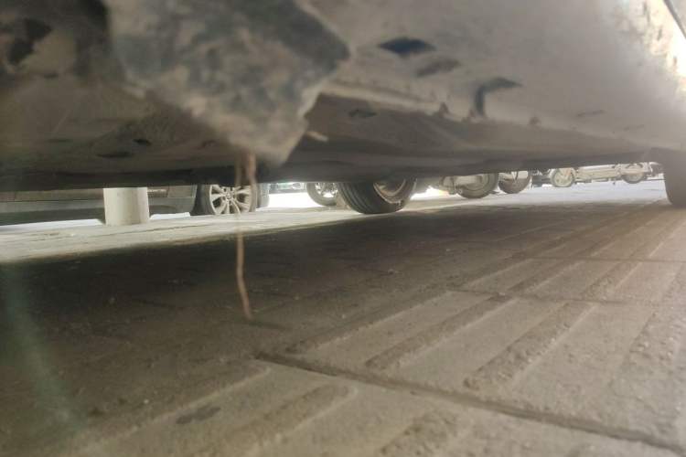 Used Dongfeng Aeolus A60 2014 1.6L Automatic Prestige Model Chassis Front Left