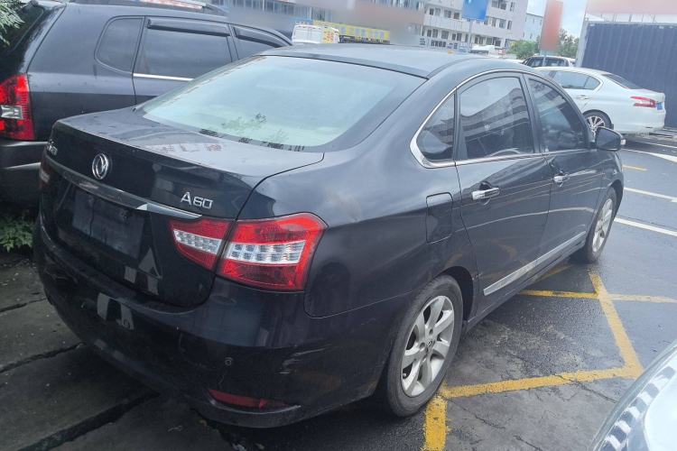 Used Dongfeng Aeolus A60 2014 1.6L Manual Luxury Model Exterior 3