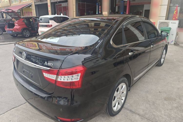 Used Dongfeng Aeolus A60 2014 1.6L Automatic Luxury Model Exterior 3