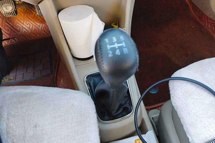 Used Dongfeng Aeolus A60 2014 1.6L Manual Luxury Model Gear Lever