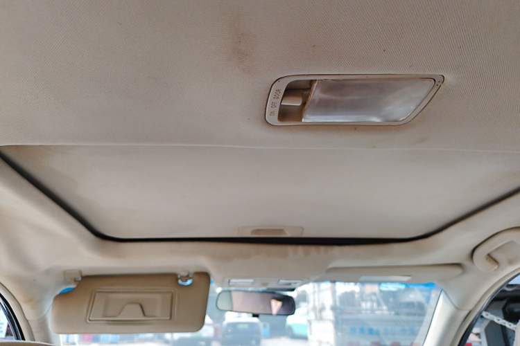 Used Dongfeng Aeolus A60 2014 1.6L Manual Luxury Model Headliner