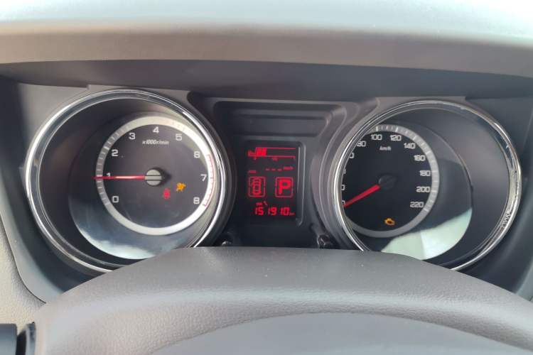Used Dongfeng Aeolus A60 2014 1.6L Automatic Luxury Model Instrument Cluster