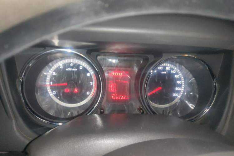 Used Dongfeng Aeolus A60 2014 1.6L Manual Luxury Model Instrument Cluster