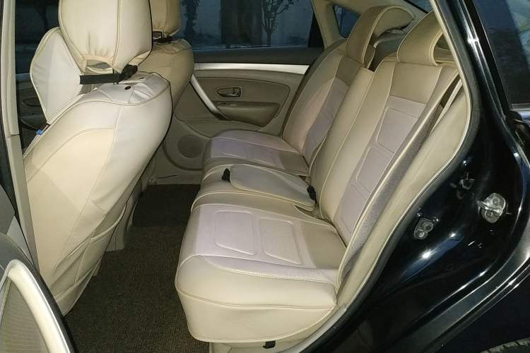 Used Dongfeng Aeolus A60 2014 1.5L Manual Elite Model Left Rear Seat