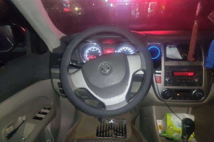 Used Dongfeng Aeolus A60 2014 1.6L Manual Luxury Model Steering Wheel