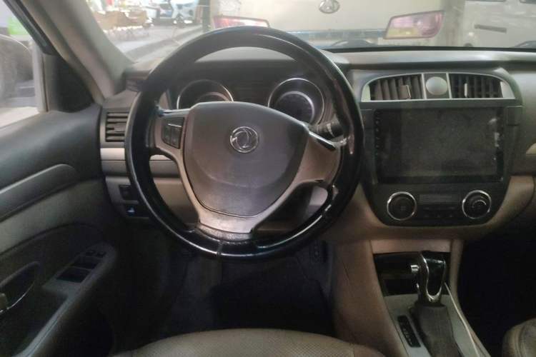 Used Dongfeng Aeolus A60 2014 1.6L Automatic Prestige Model Steering Wheel
