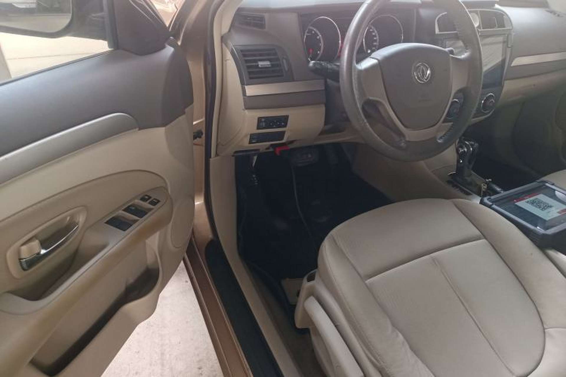 Used Dongfeng Aeolus A60 2014 1.6L Automatic Luxury Model Driver Seat