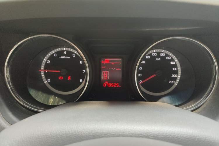 Used Dongfeng Aeolus A60 2014 1.6L Manual Luxury Model Instrument Cluster