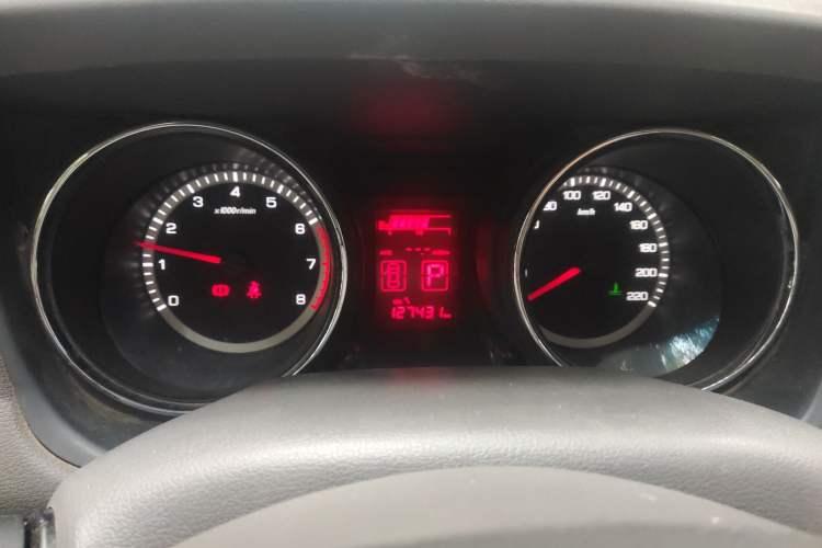 Used Dongfeng Aeolus A60 2014 2.0L CVT Tech Version Instrument Cluster