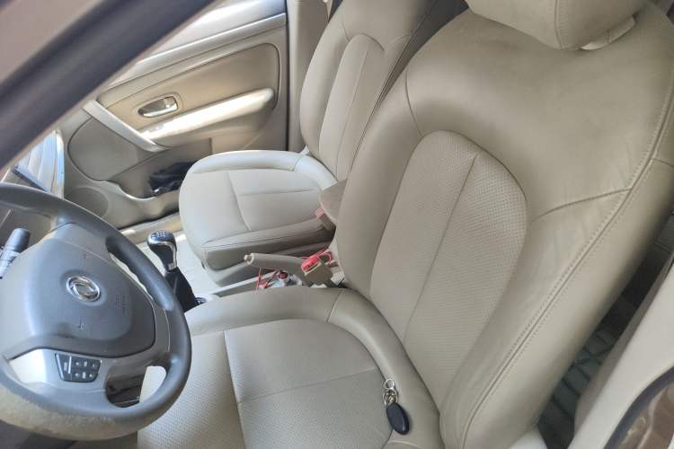 Used Dongfeng Aeolus A60 2014 1.6L Manual Luxury Model Left Front Seat