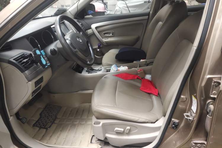 Used Dongfeng Aeolus A60 2014 2.0L CVT Tech Version Left Front Seat