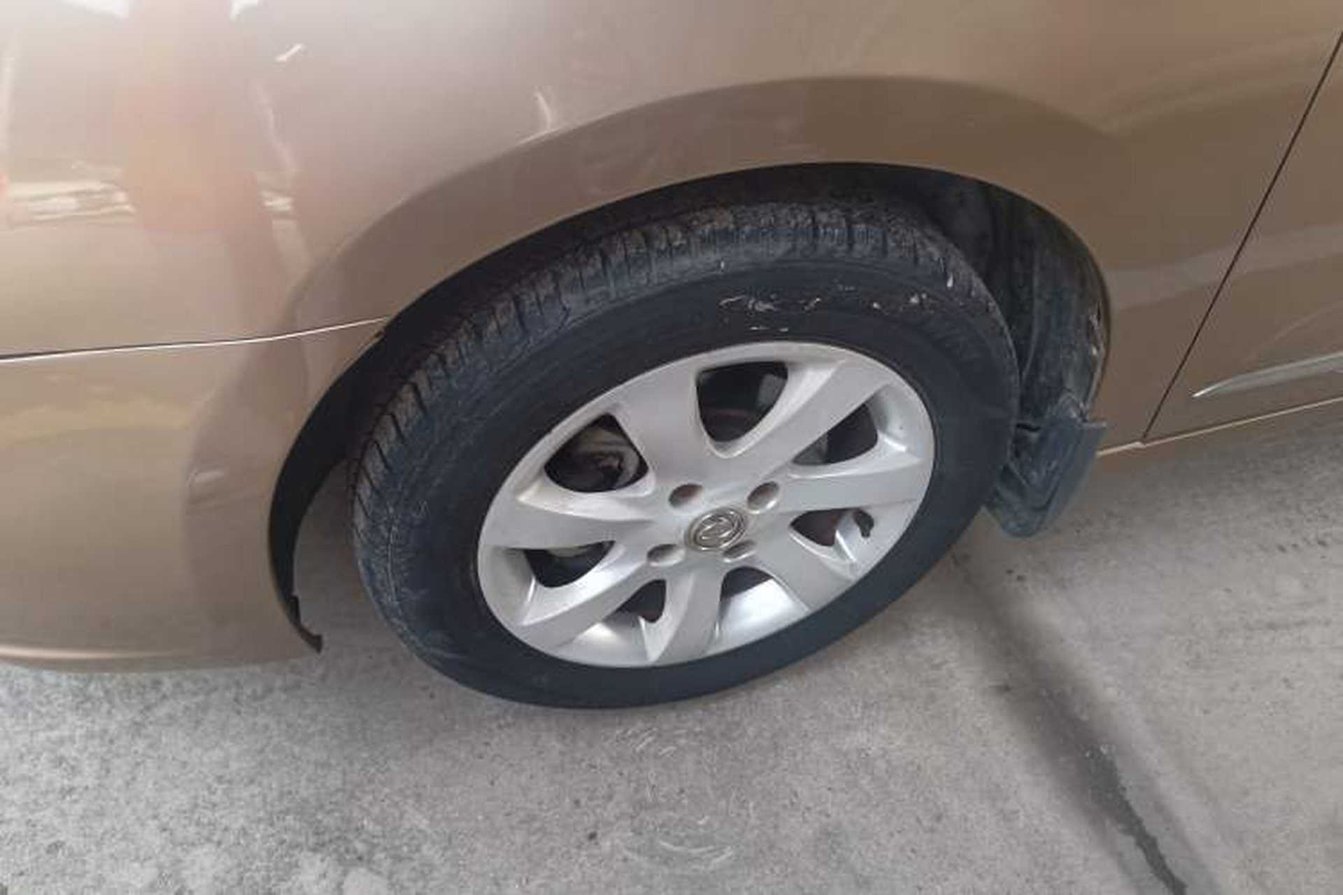 Used Dongfeng Aeolus A60 2014 1.6L Automatic Luxury Model Left Front Wheel Hub