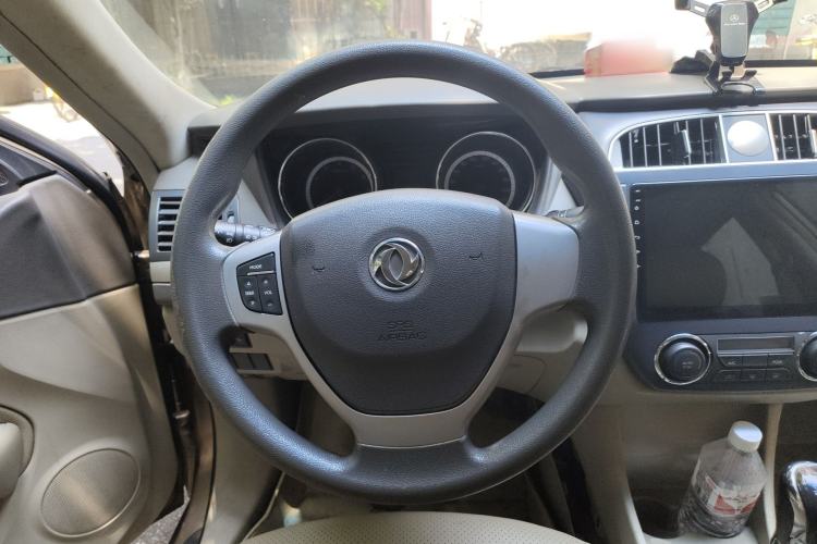 Used Dongfeng Aeolus A60 2014 1.6L Manual Luxury Model Steering Wheel