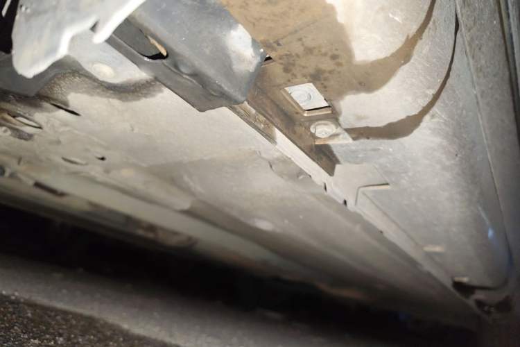 Used Dongfeng Aeolus A60 2014 1.6L Automatic Luxury Model Chassis Front Left