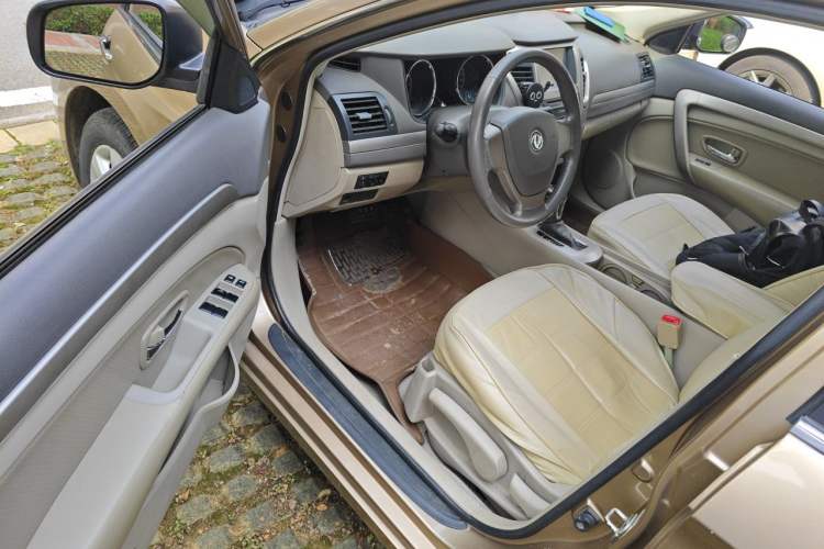 Used Dongfeng Aeolus A60 2014 1.6L Automatic Luxury Model Driver Seat