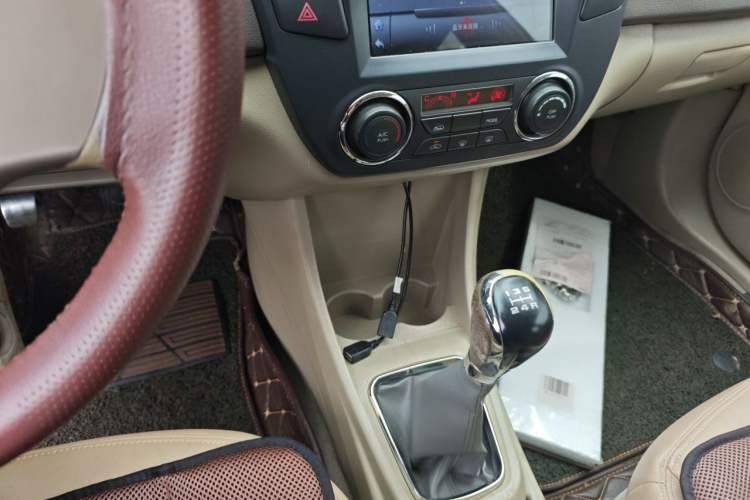 Used Dongfeng Aeolus A60 2014 1.6L Manual Luxury Model Gear Lever