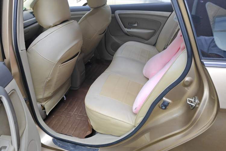 Used Dongfeng Aeolus A60 2014 1.6L Automatic Luxury Model Left Rear Seat