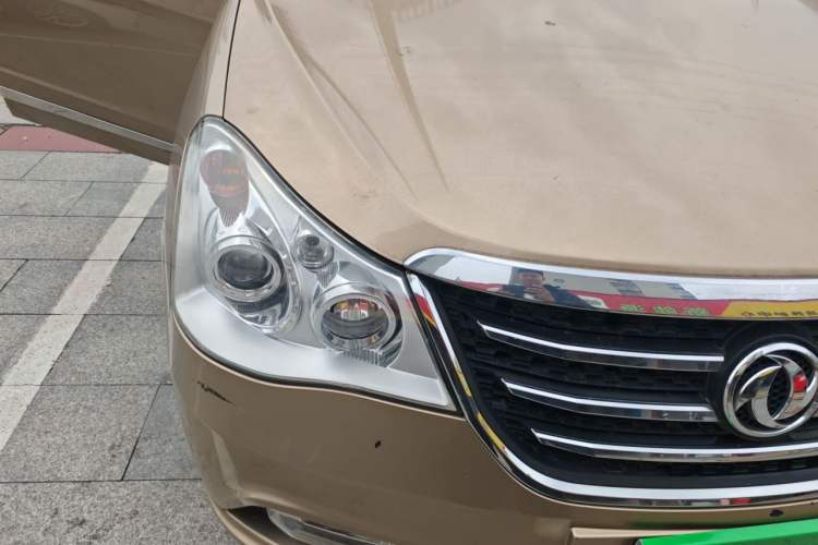 Used Dongfeng Aeolus A60 2014 1.6L Manual Luxury Model Right Front Headlight