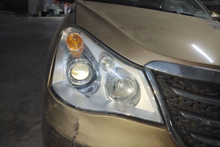 Used Dongfeng Aeolus A60 2014 1.5L Manual Elite Model Right Front Headlight