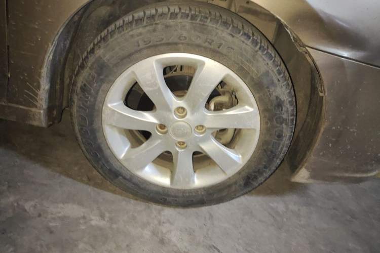 Used Dongfeng Aeolus A60 2014 1.5L Manual Elite Model Right Front Wheel Hub