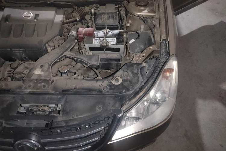 Used Dongfeng Aeolus A60 2014 1.6L Manual Luxury Model Engine Bay Left