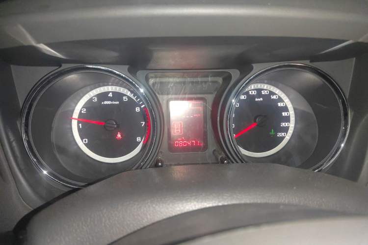 Used Dongfeng Aeolus A60 2014 1.6L Manual Luxury Model Instrument Cluster