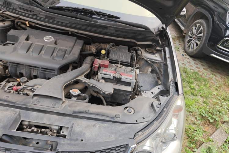 Used Dongfeng Aeolus A60 2014 1.6L Manual Luxury Model Engine Bay Left