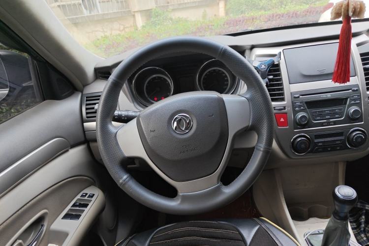 Used Dongfeng Aeolus A60 2014 1.6L Manual Luxury Model Steering Wheel