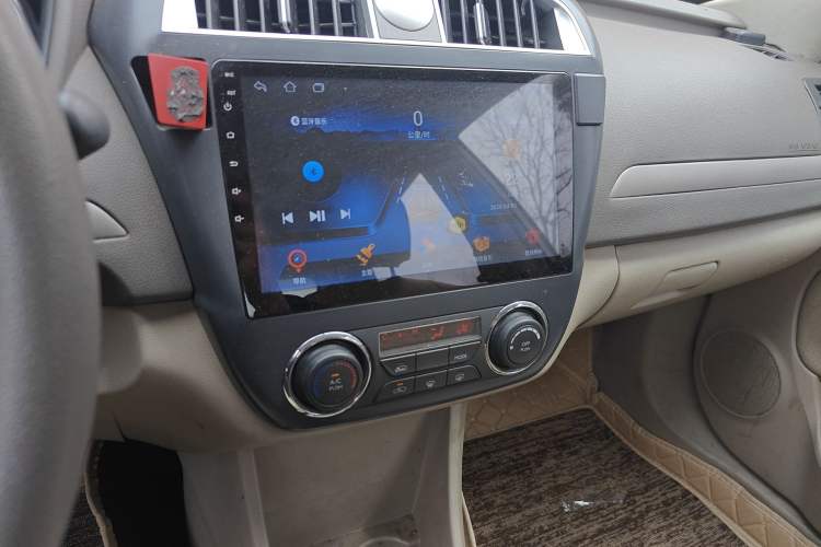 Used Dongfeng Aeolus A60 2014 1.6L Manual Luxury Model Audio And AC Panel