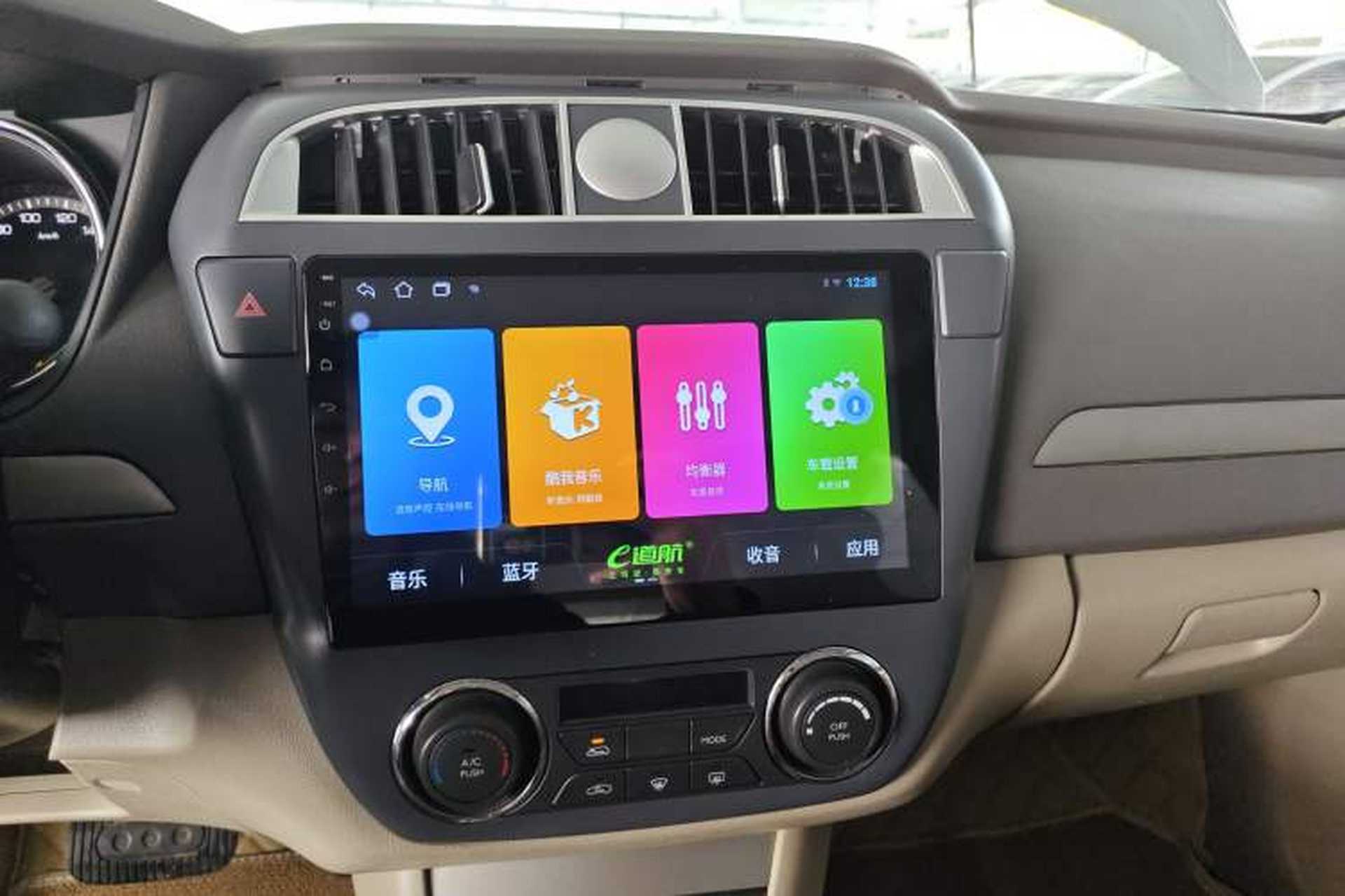 Used Dongfeng Aeolus A60 2014 1.6L Automatic Luxury Model Audio And AC Panel