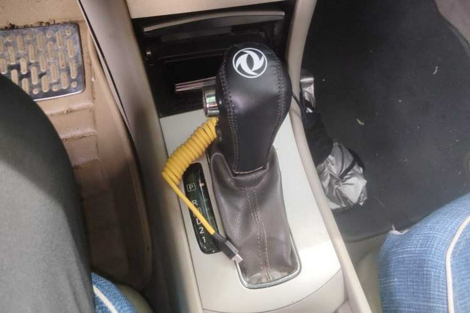 Used Dongfeng Aeolus A60 2014 1.6L Automatic Luxury Model Gear Lever