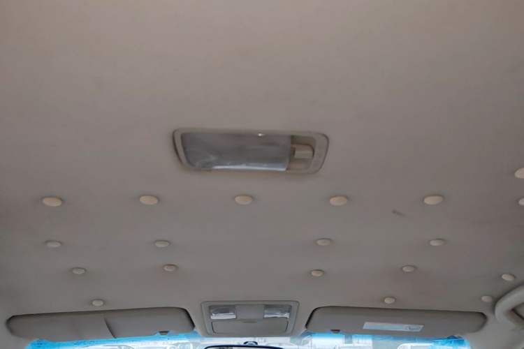 Used Dongfeng Aeolus A60 2014 1.6L Automatic Luxury Model Headliner