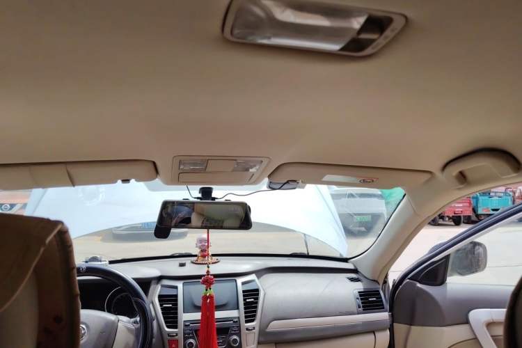Used Dongfeng Aeolus A60 2014 1.6L Manual Luxury Model Headliner