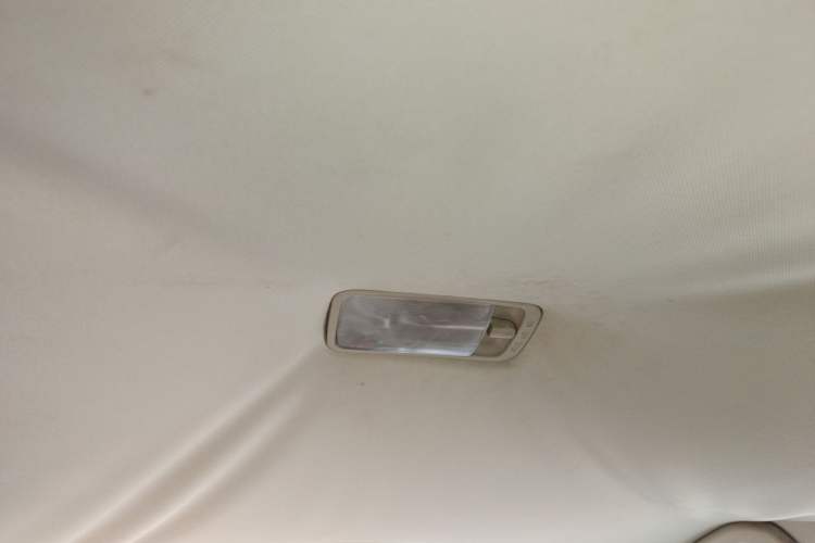 Used Dongfeng Aeolus A60 2014 1.6L Manual Luxury Model Headliner