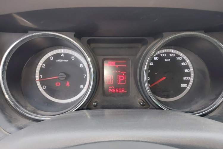 Used Dongfeng Aeolus A60 2014 1.6L Automatic Luxury Model Instrument Cluster