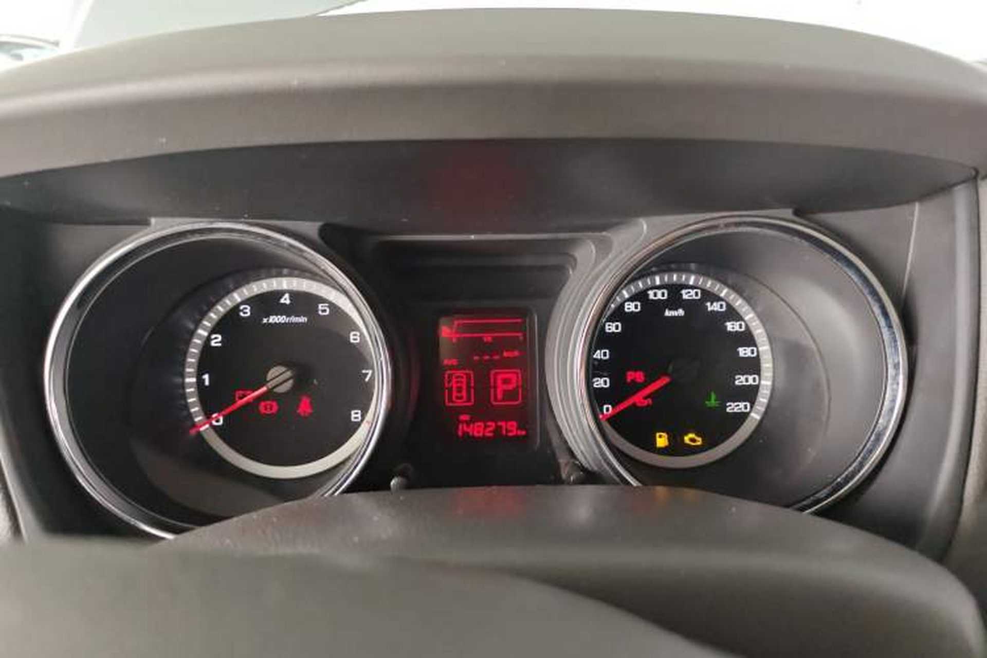 Used Dongfeng Aeolus A60 2014 1.6L Automatic Luxury Model Instrument Cluster