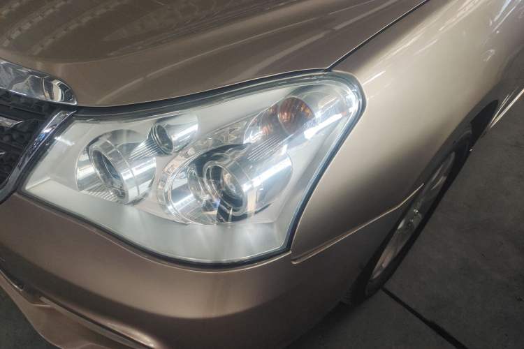 Used Dongfeng Aeolus A60 2014 1.6L Automatic Luxury Model Left Front Headlight