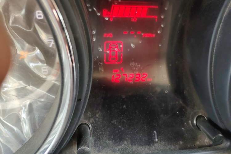 Used Dongfeng Aeolus A60 2014 1.6L Manual Luxury Model Odometer Close Up