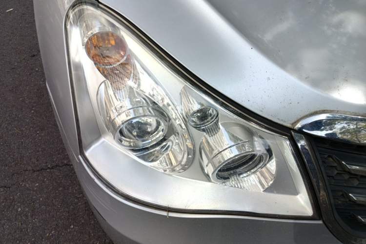 Used Dongfeng Aeolus A60 2014 1.6L Manual Luxury Model Right Front Headlight