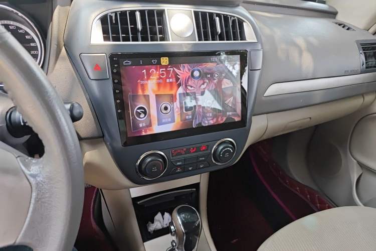 Used Dongfeng Aeolus A60 2014 1.6L Automatic Luxury Model Audio And AC Panel