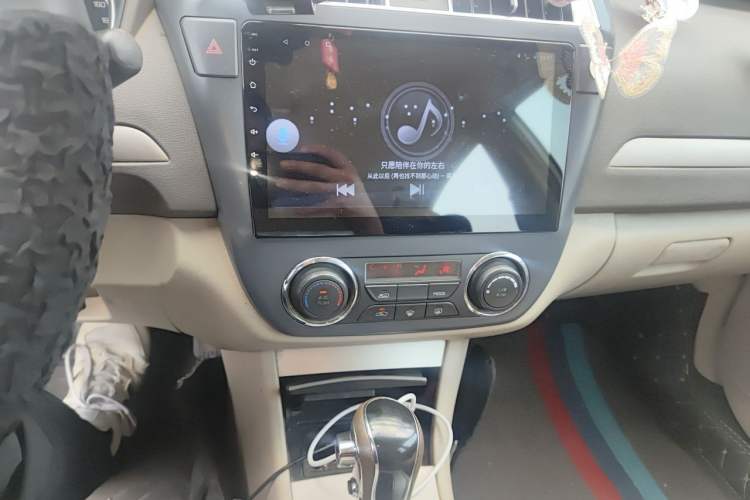 Used Dongfeng Aeolus A60 2014 1.6L Automatic Luxury Model Audio And AC Panel